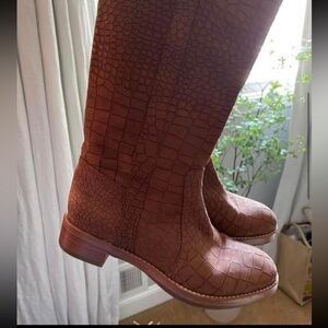 Sample size boots in 6 via spiga worn only a few times.